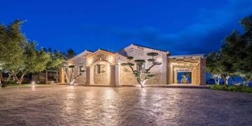 Artina Luxury Villa Zakynthos Link to Privacy Policy page