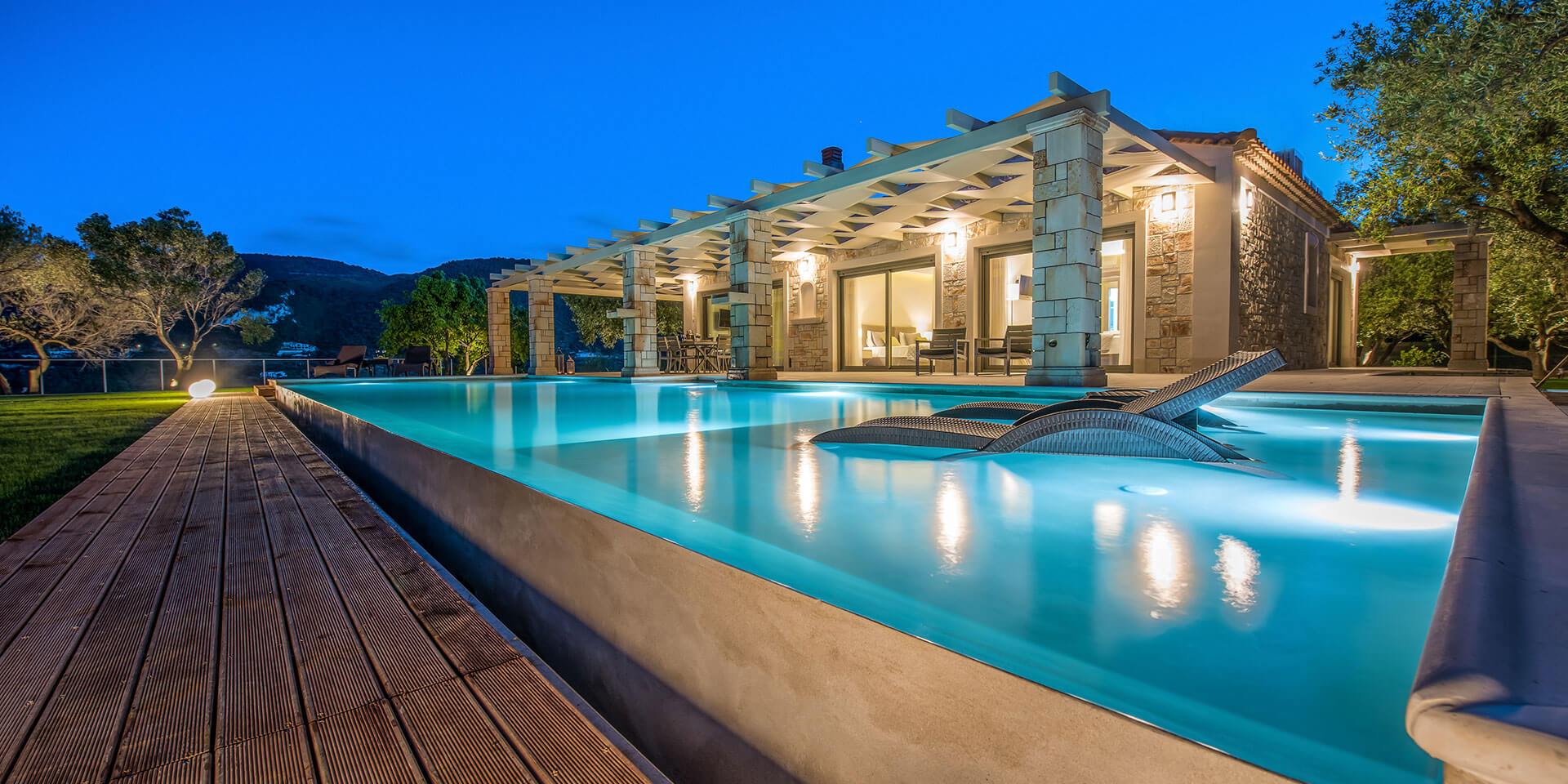 Luxury Accommodation Villas in Zakynthos Zante with Private Pool: Artina